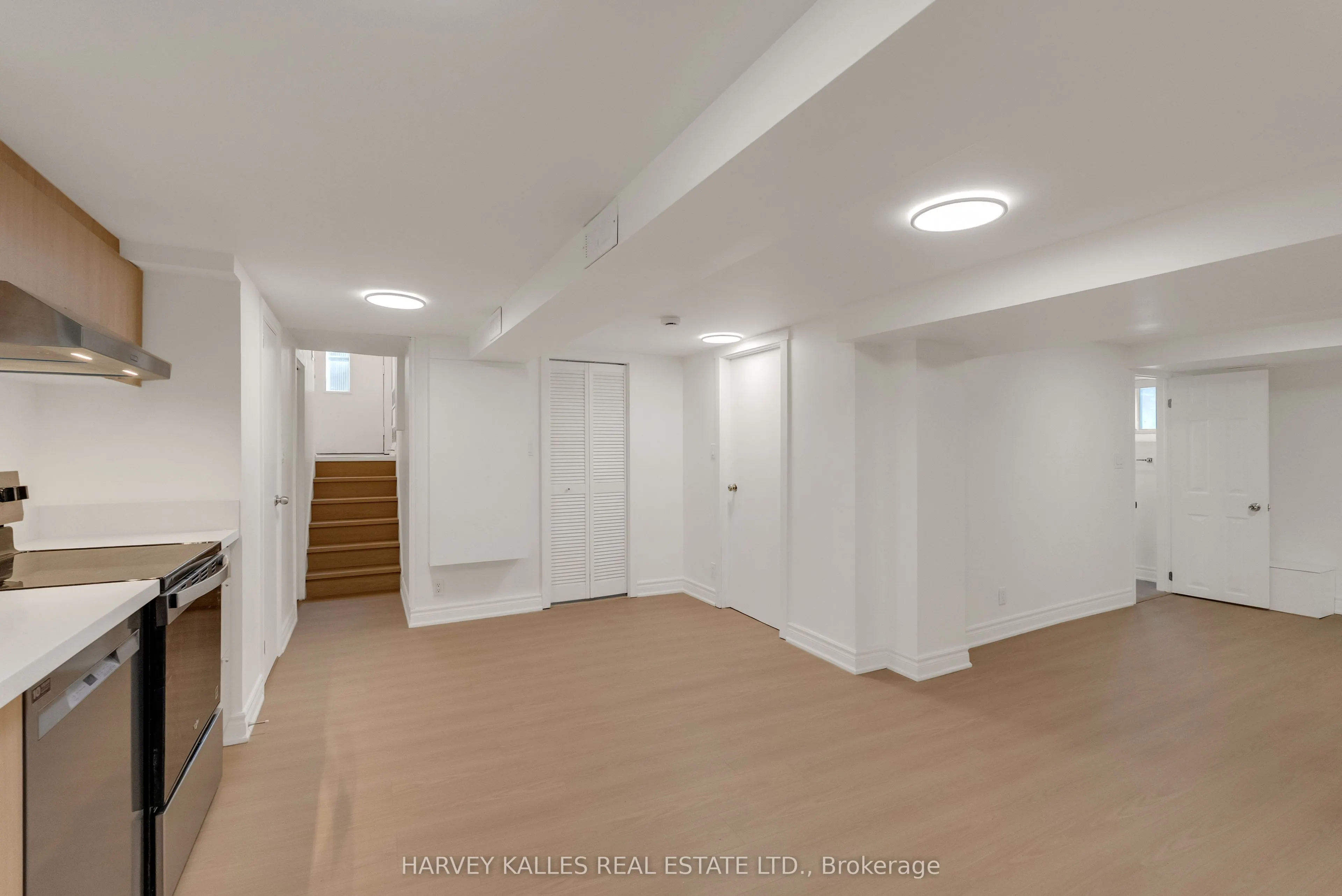 106 Florence Avenue