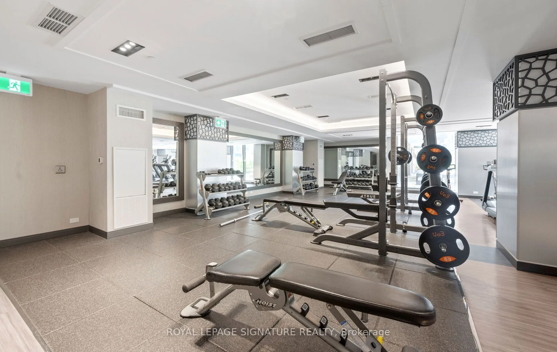 543 Richmond Street W #427