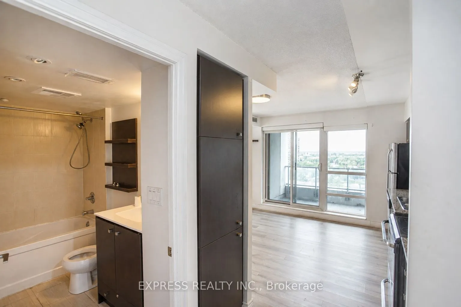 2015 Sheppard Avenue E #1105