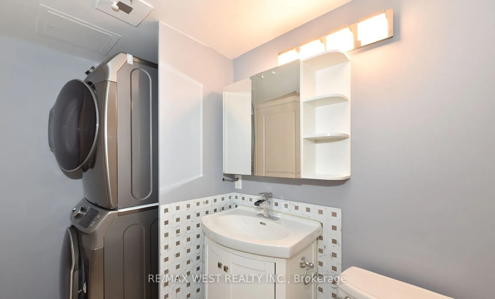 920 Sheppard Avenue W #705