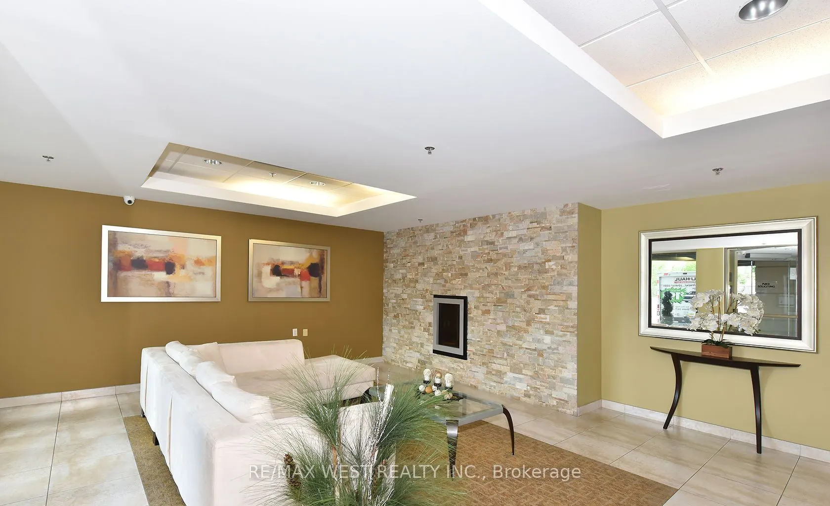 920 Sheppard Avenue W #705
