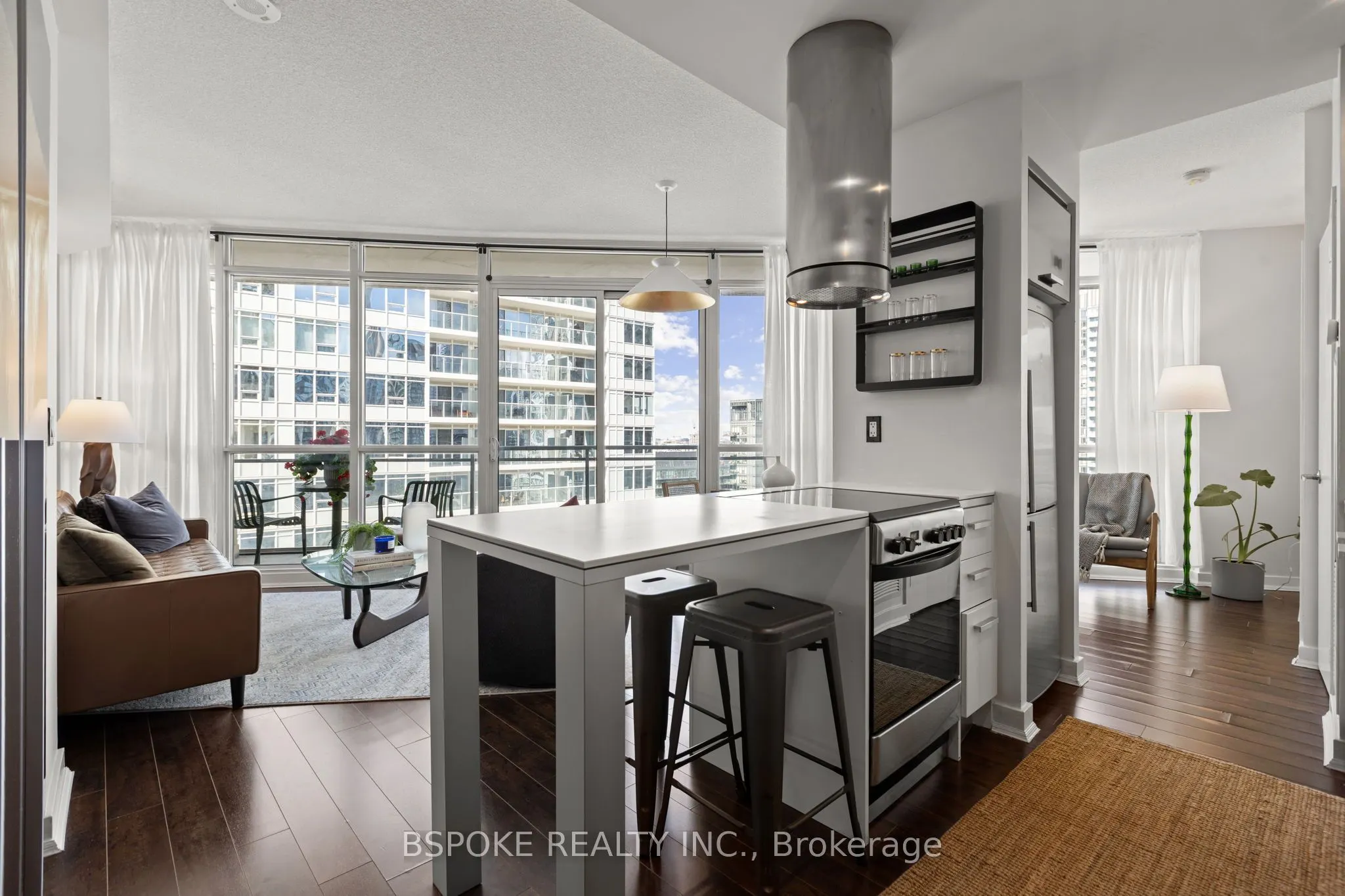 38 Dan Leckie Way #2207