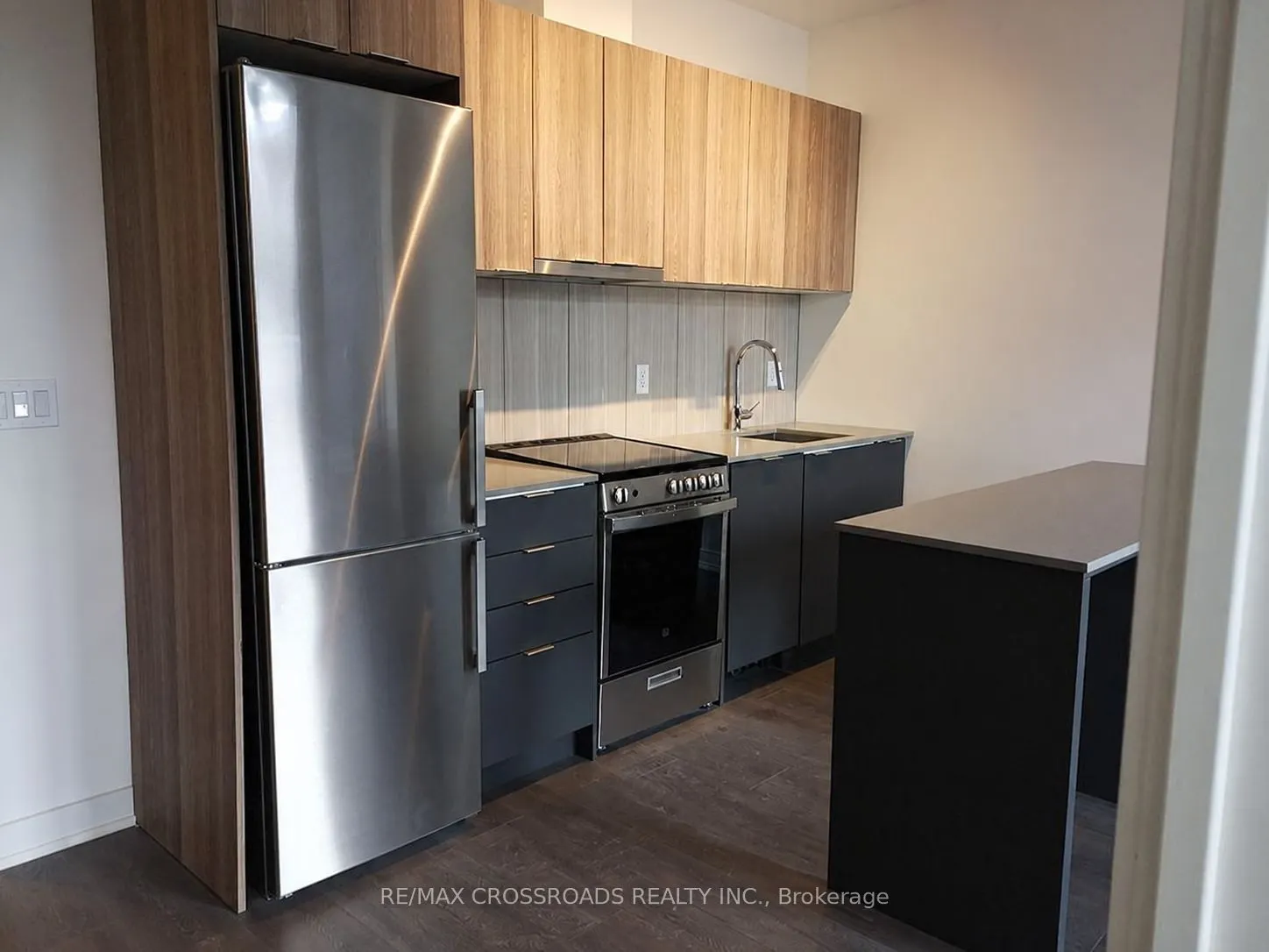 8 Tippett Road #203