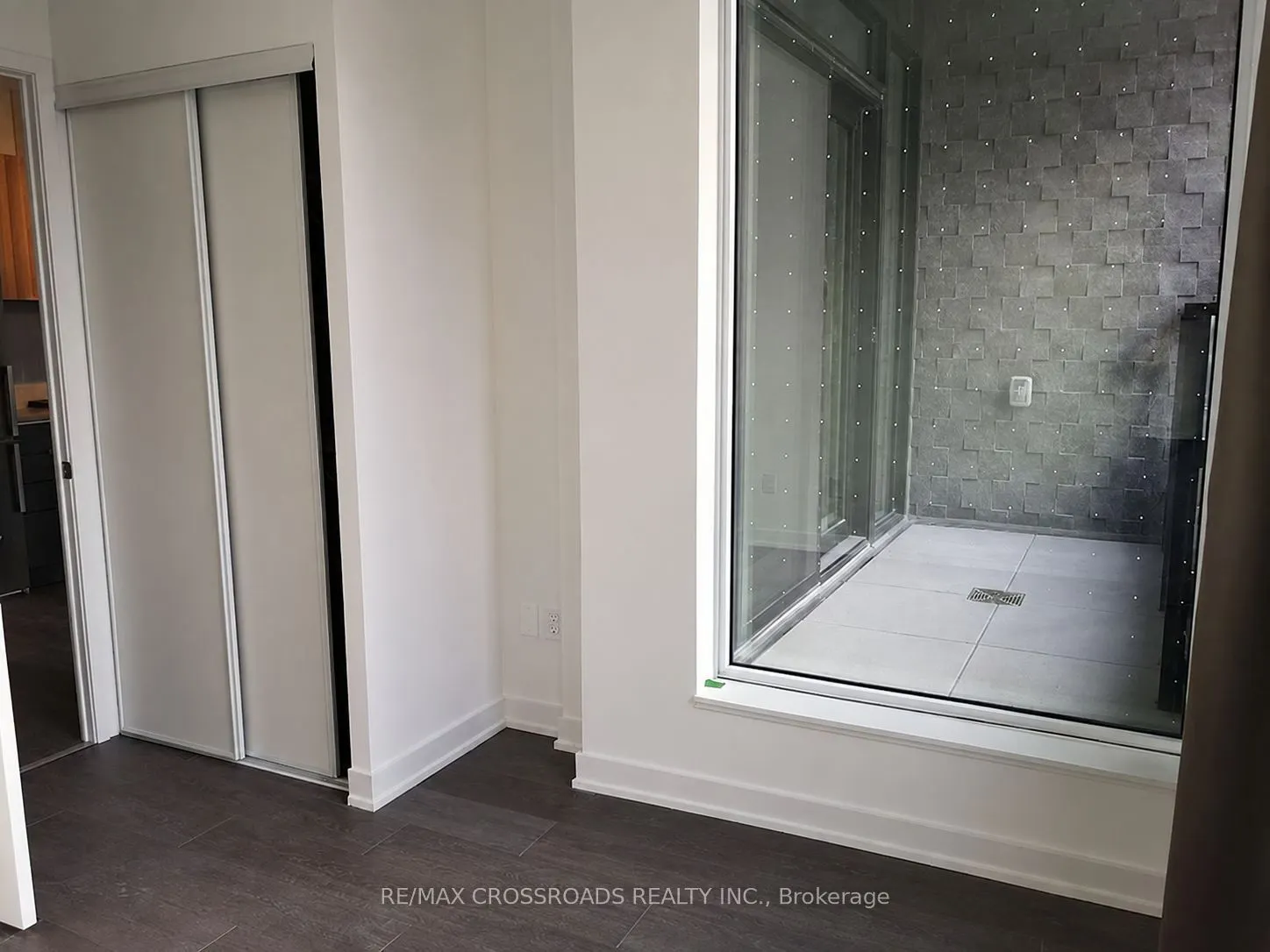 8 Tippett Road #203