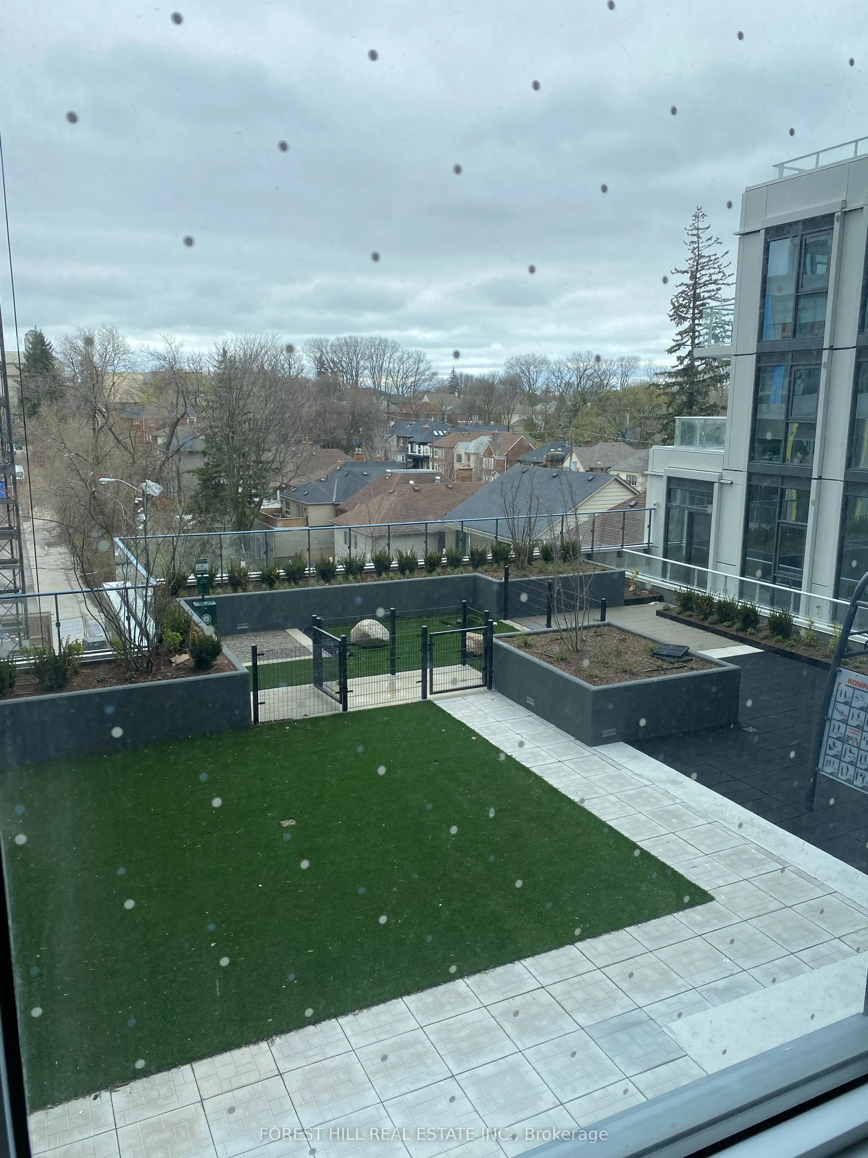 2020 Bathurst Street #302