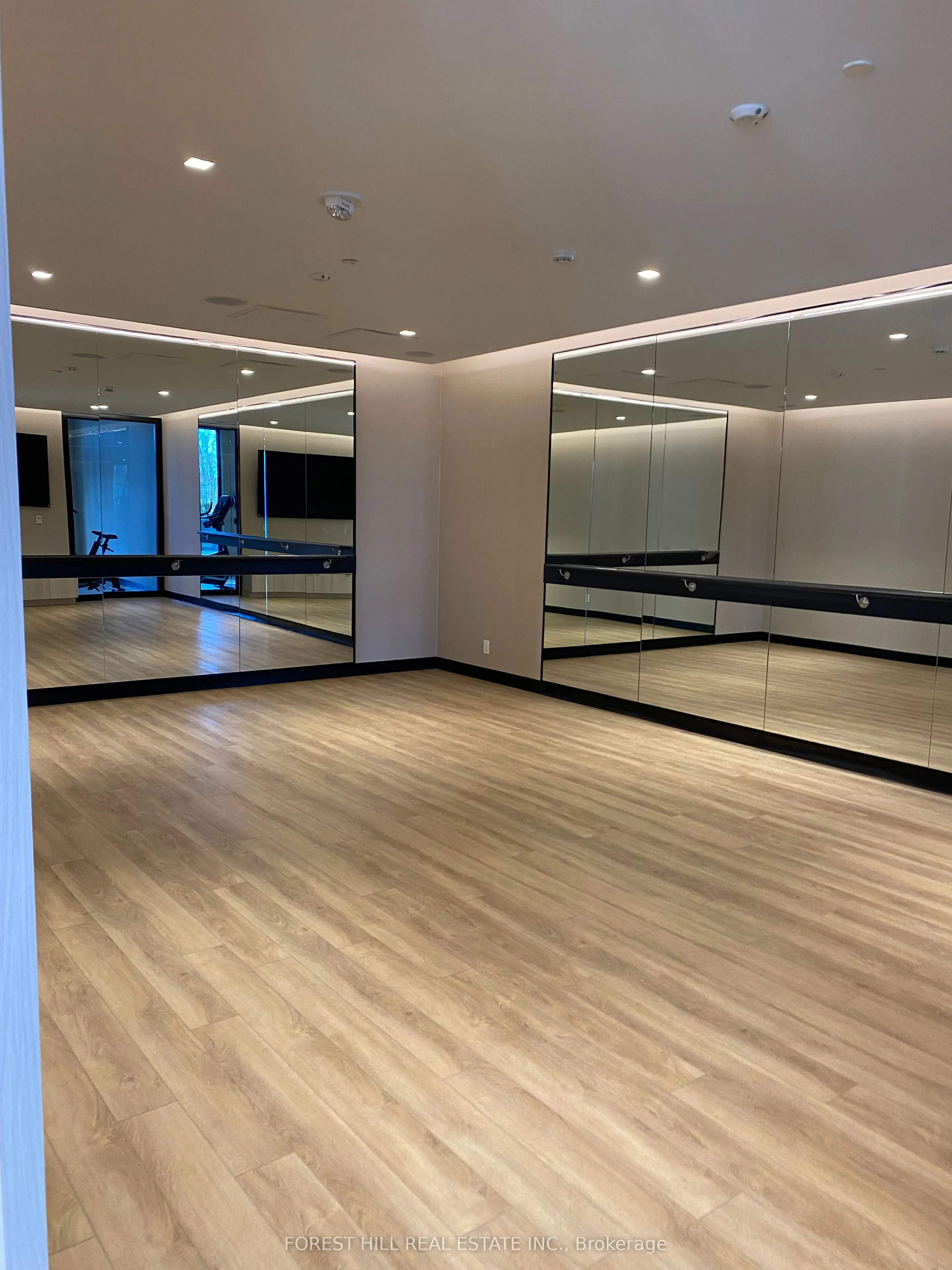 2020 Bathurst Street #302