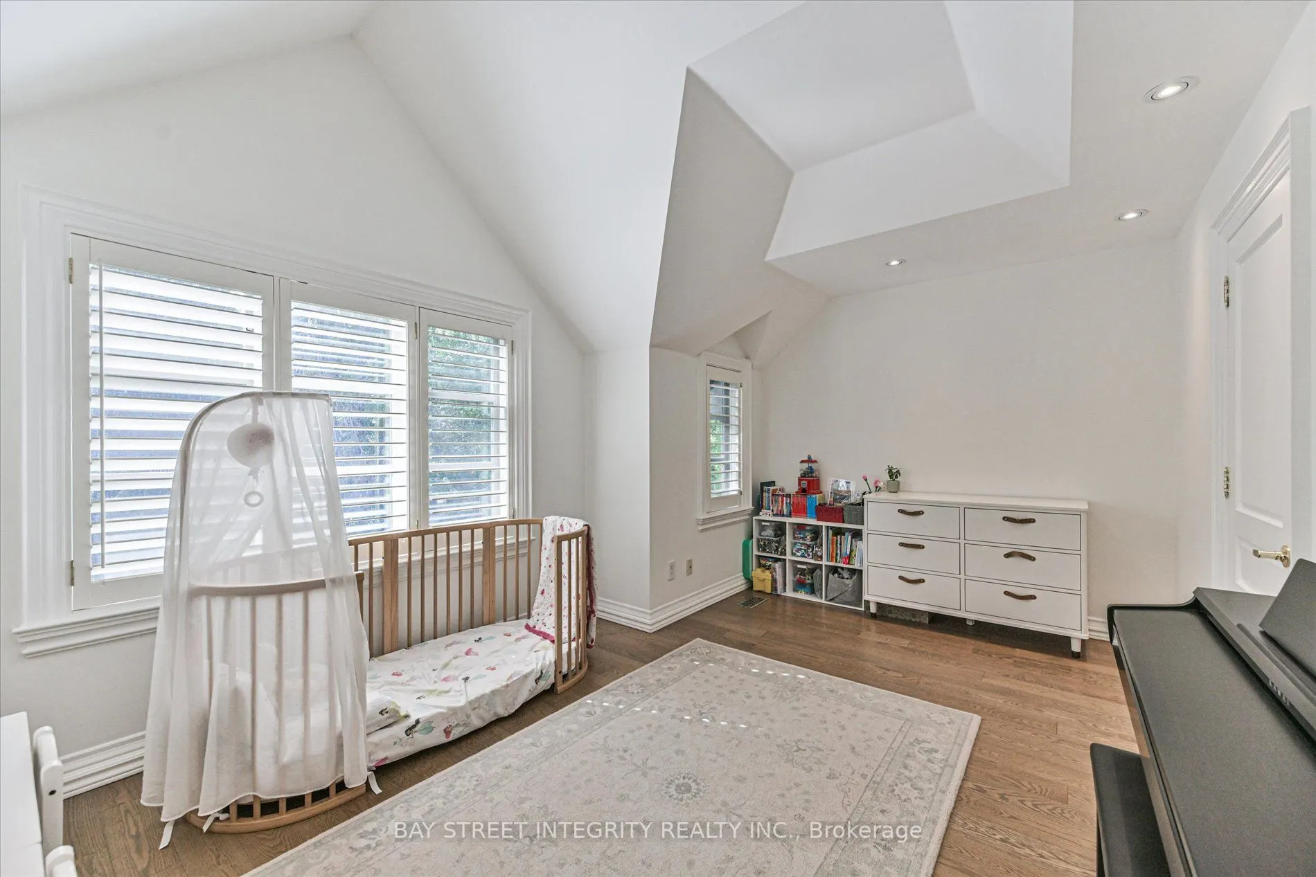 354 Old Orchard Grove