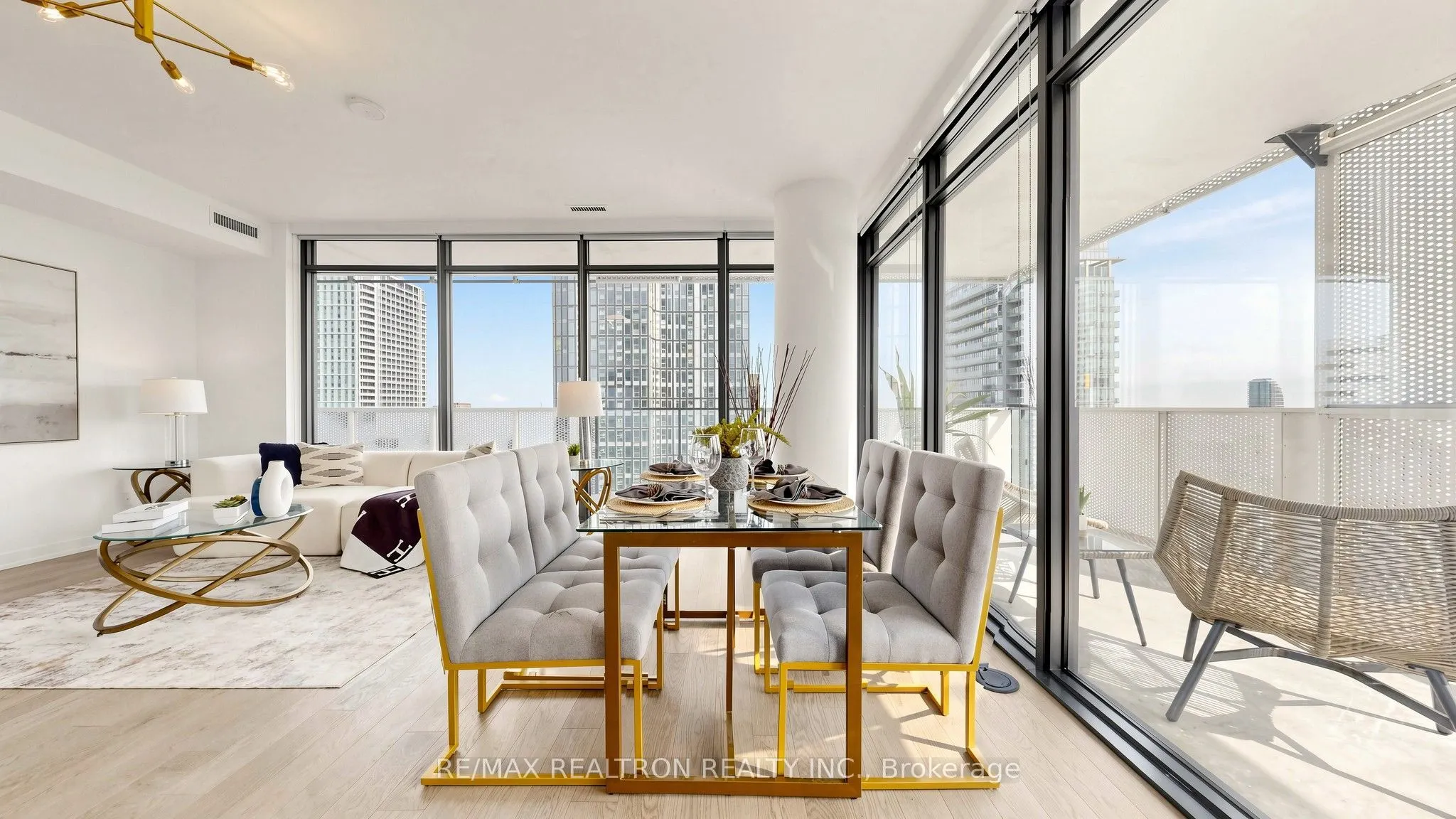 20 Lombard Street #3403
