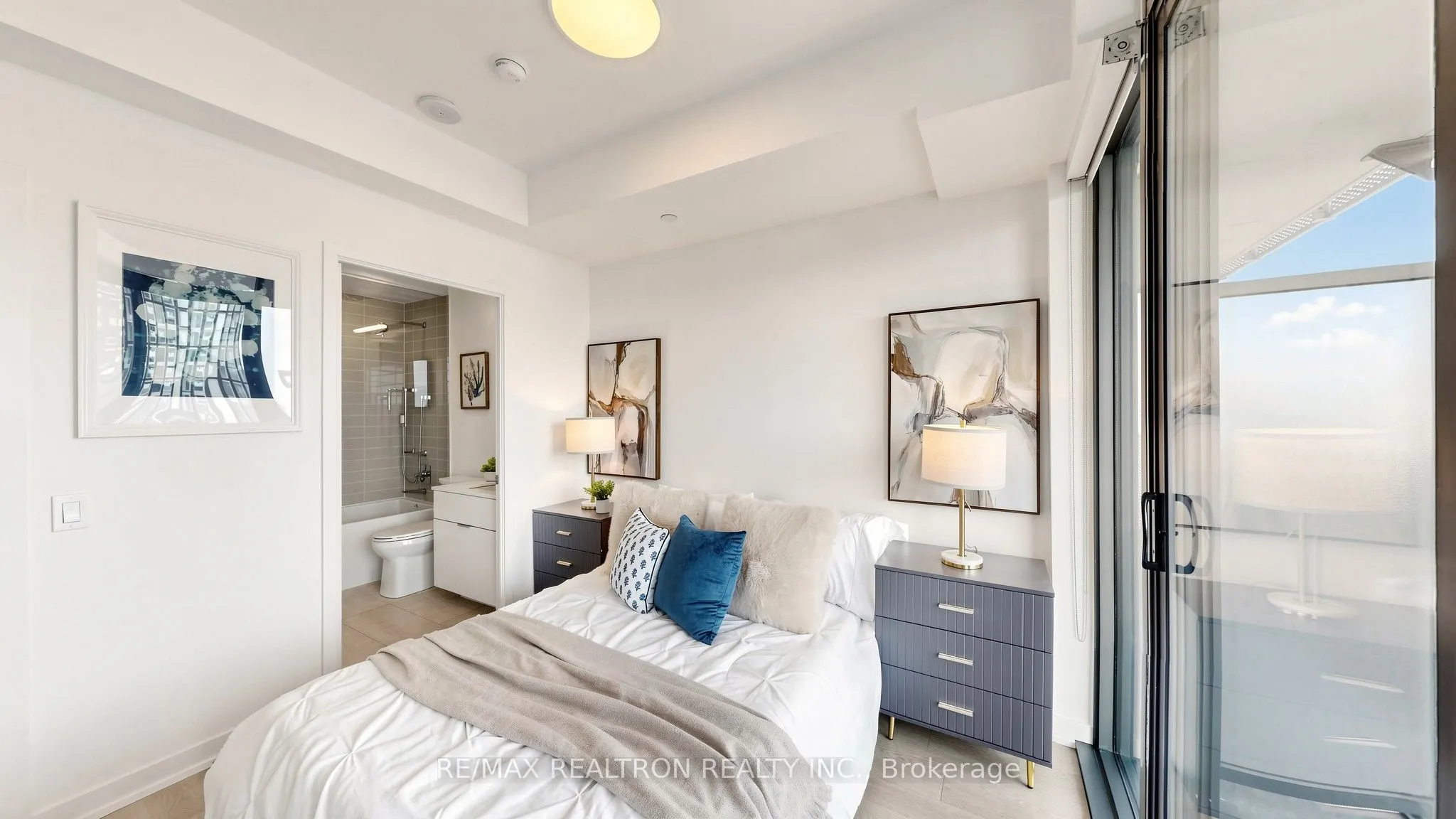 20 Lombard Street #3403