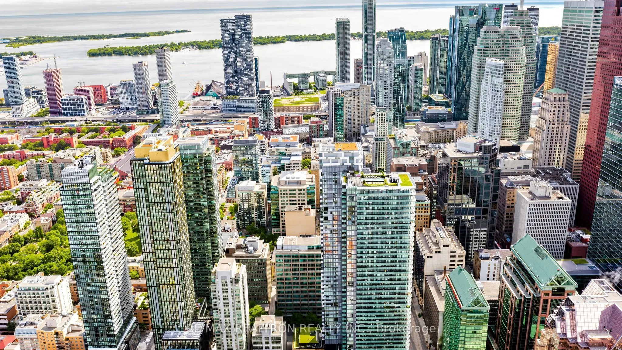 20 Lombard Street #3403