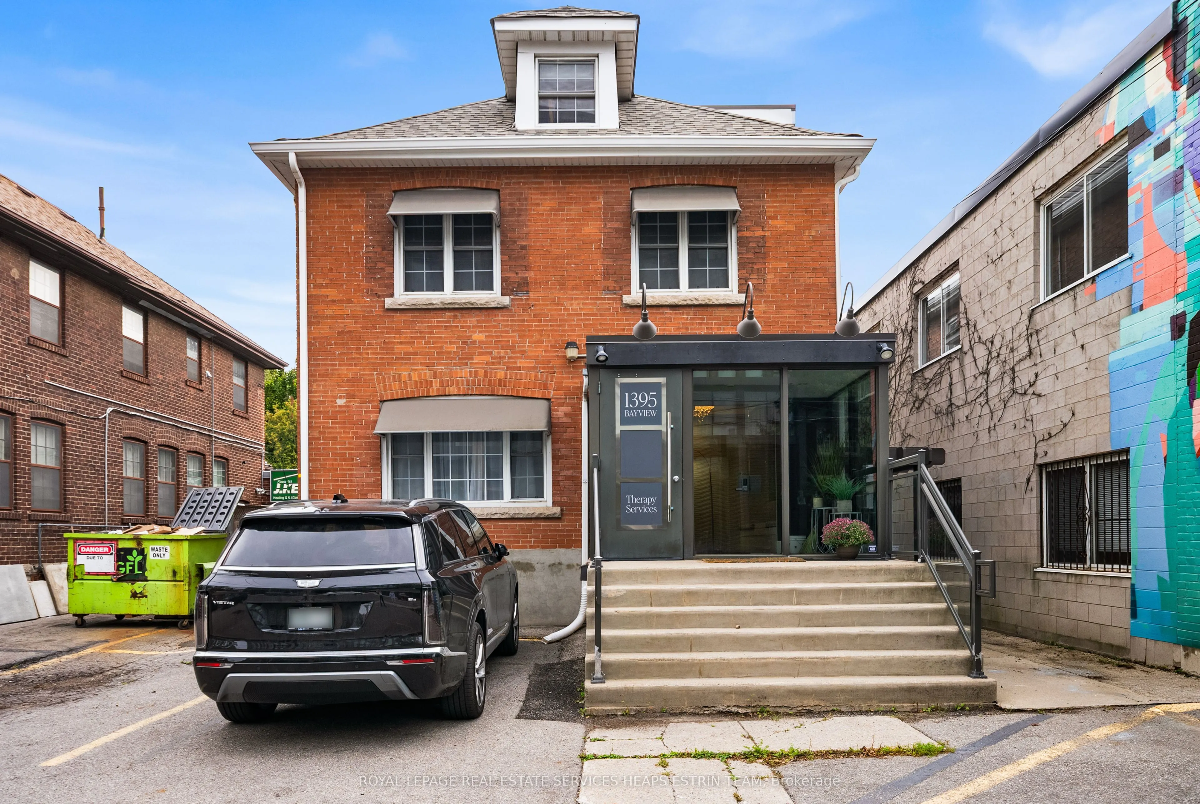 1395 Bayview Avenue #LL2