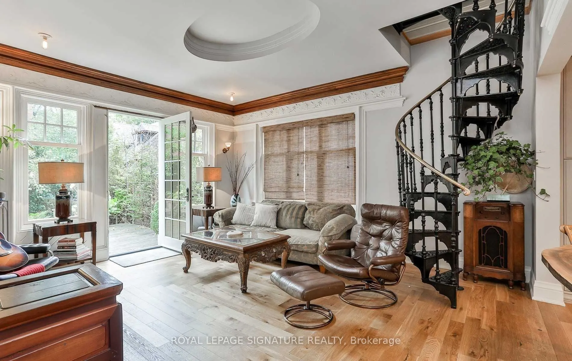 4 Wellesley Place