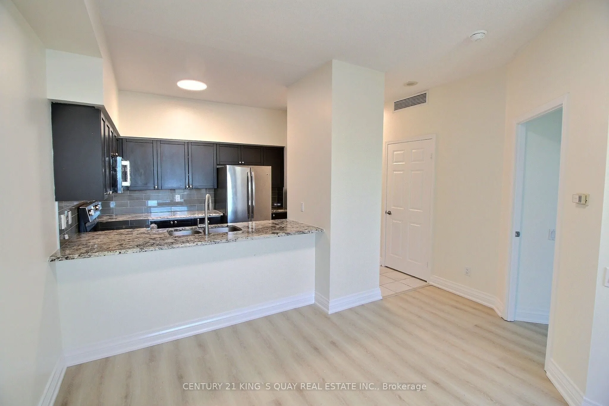 33 Empress Avenue #515