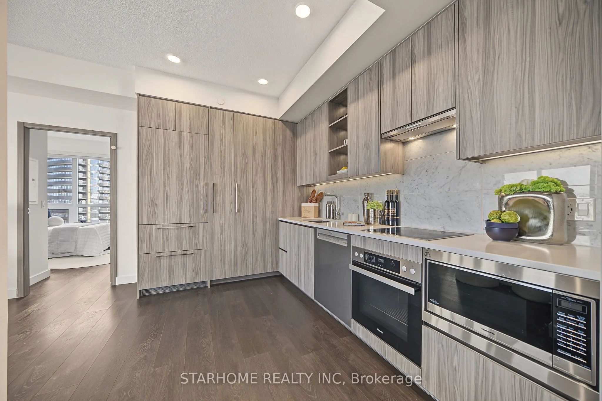 95 McMahon Drive #2109