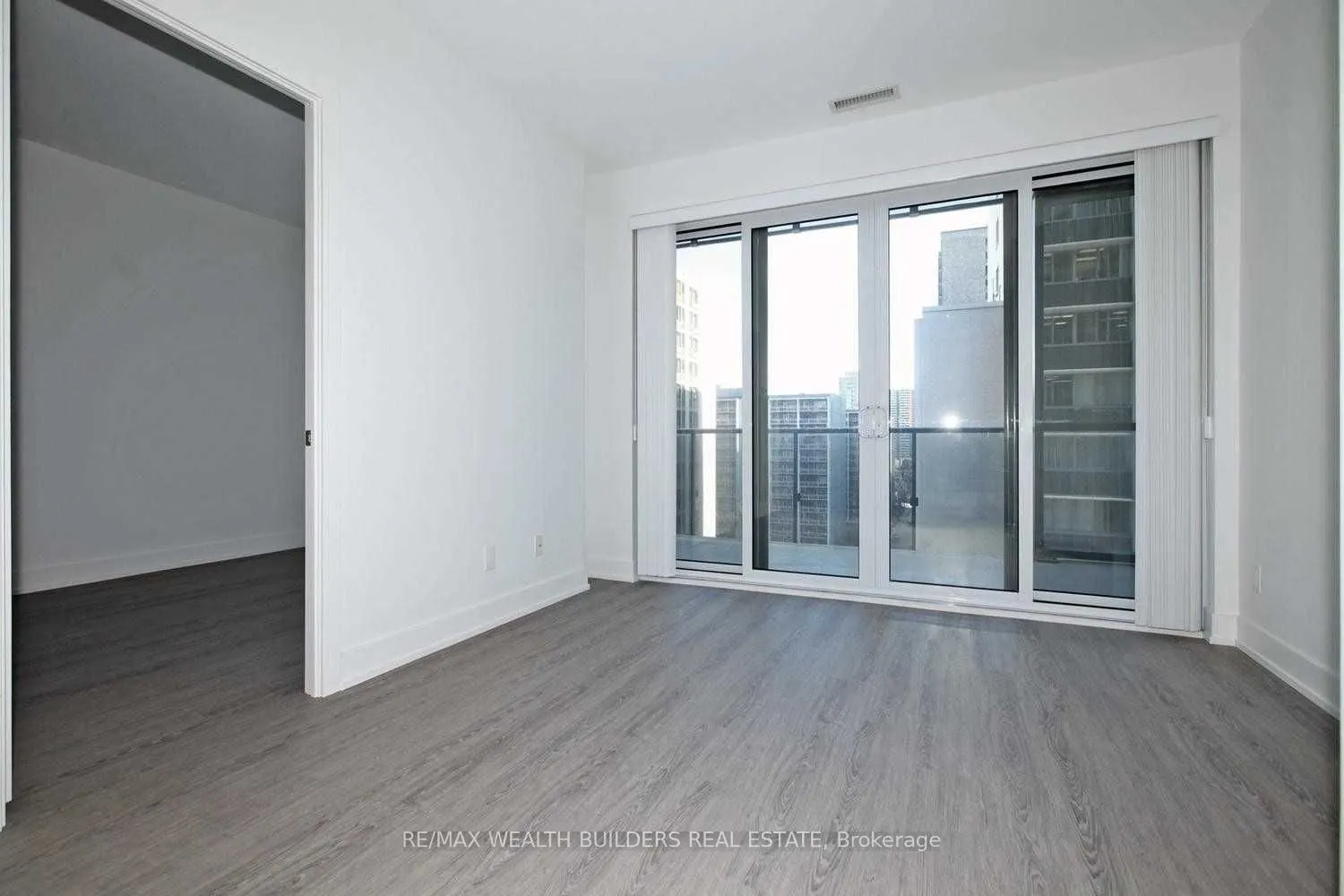 7 Grenville Street #1106