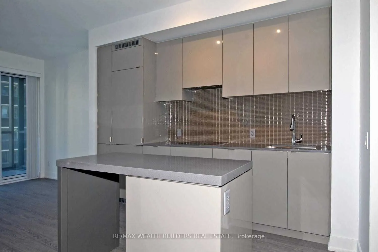 7 Grenville Street #1106