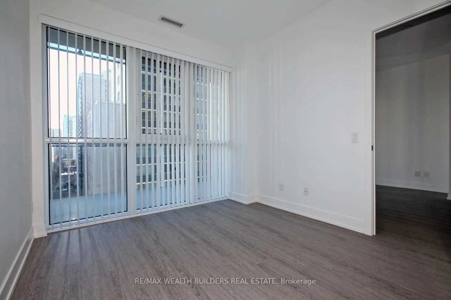 7 Grenville Street #1106