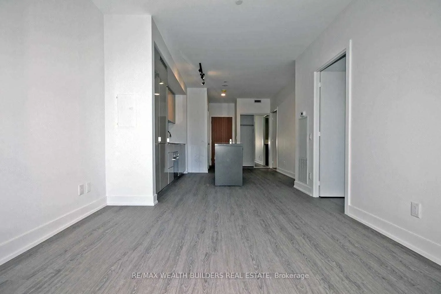 7 Grenville Street #1106