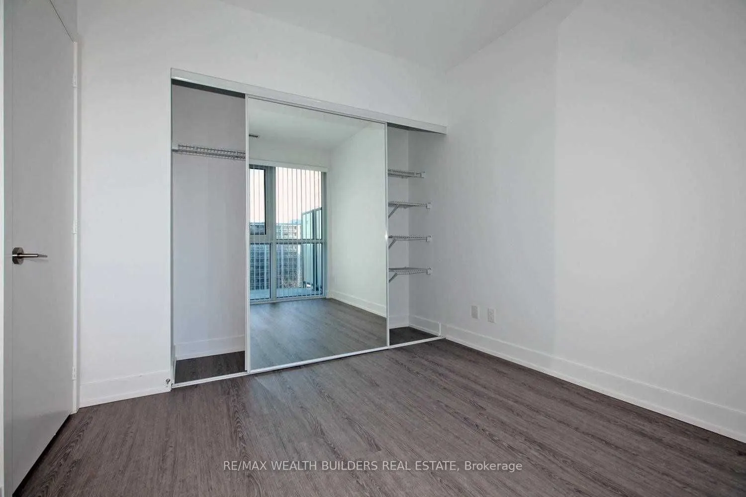 7 Grenville Street #1106