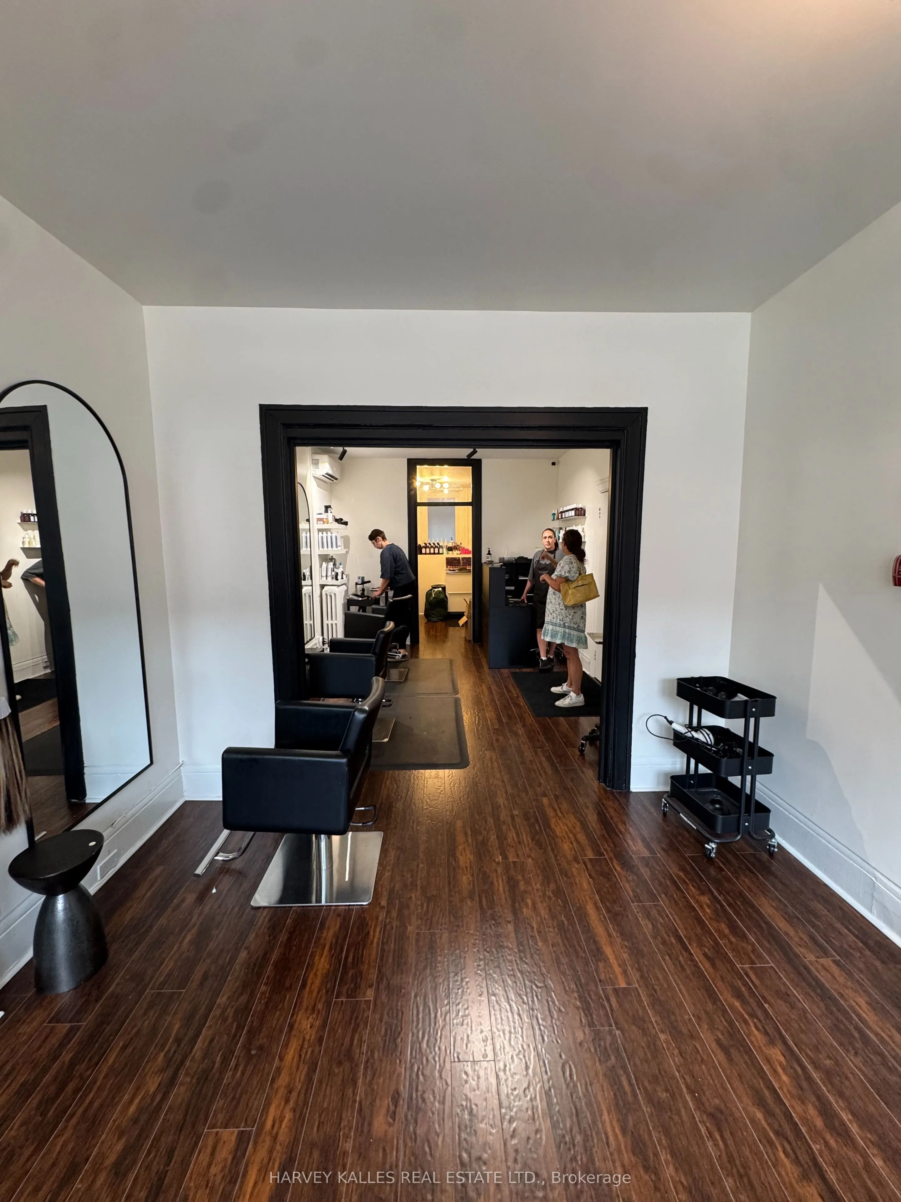 1118 Yonge Street #2nd Floor