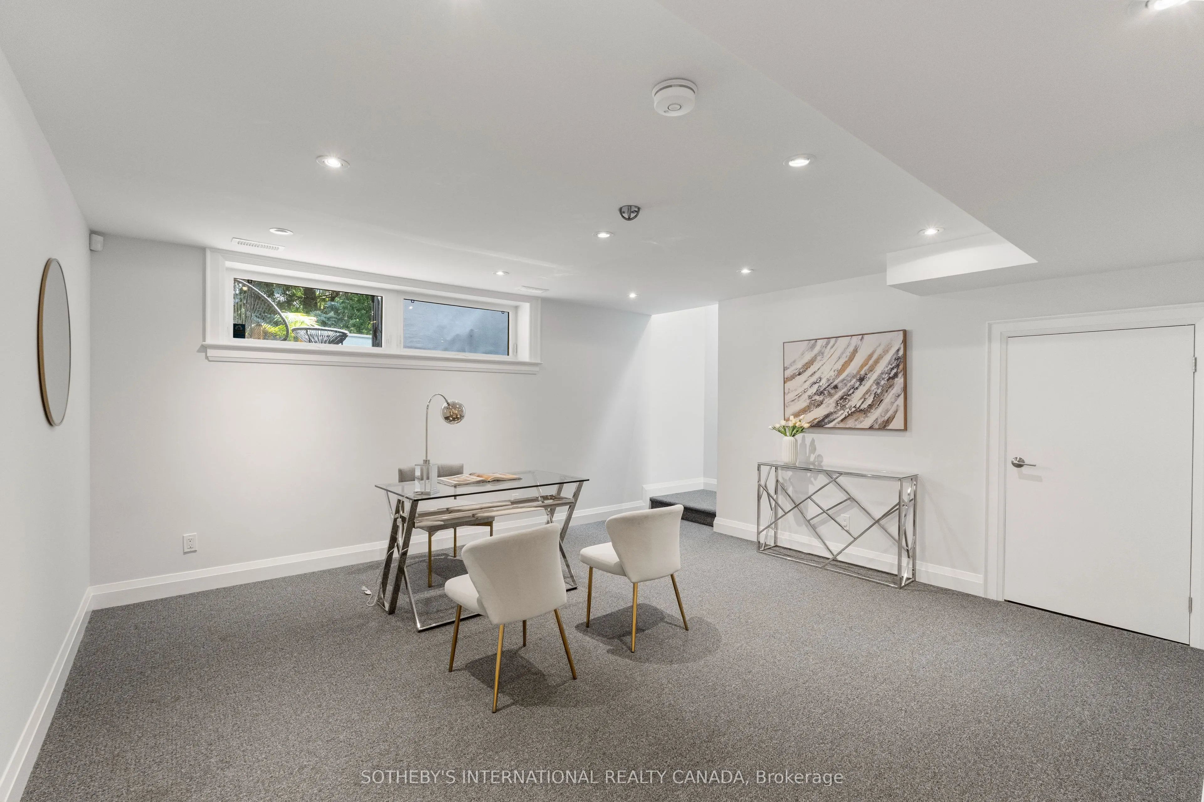 35 Belgrave Avenue