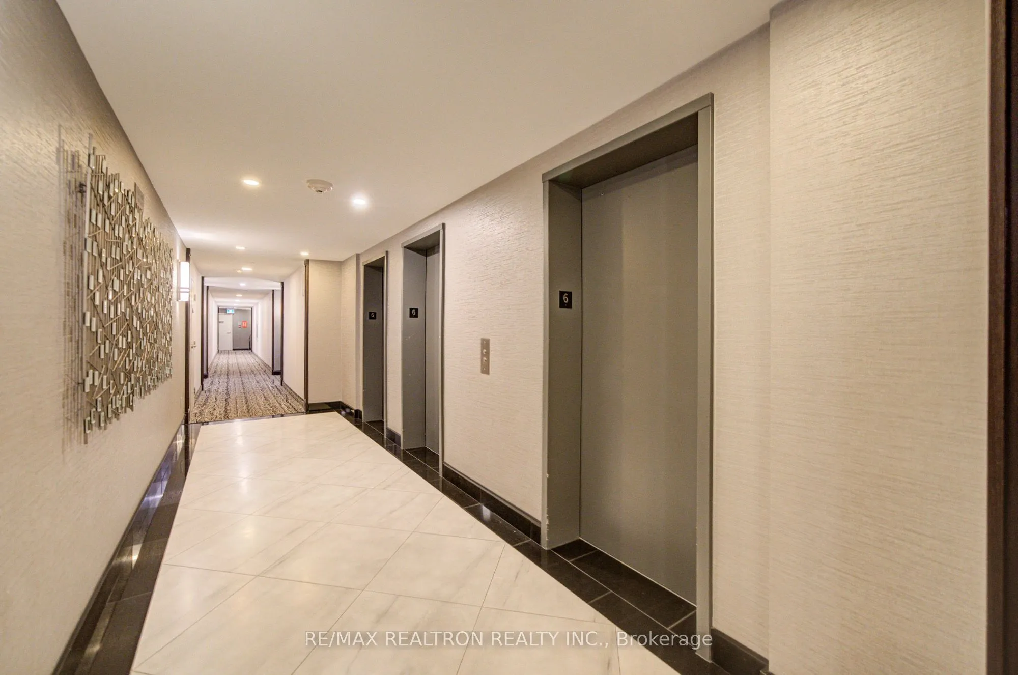5460 Yonge Street #611