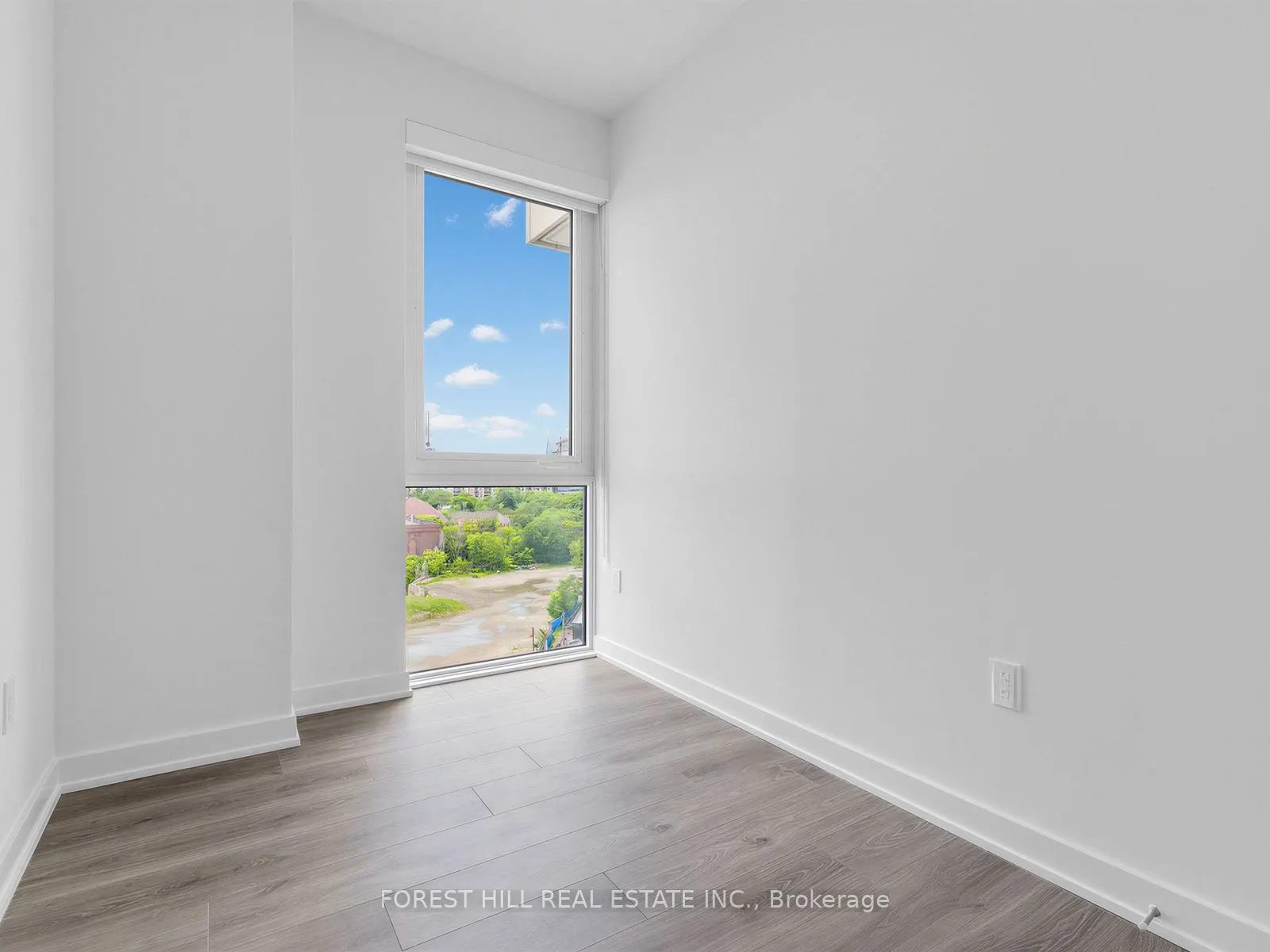 9 Tecumseth Street #807