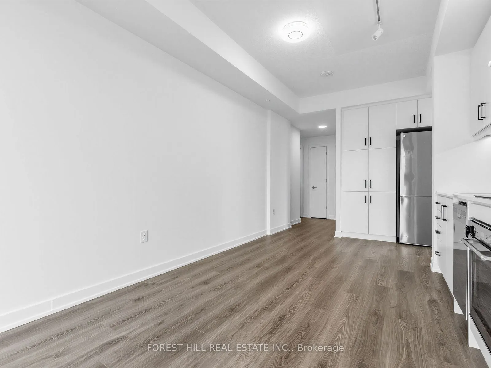 9 Tecumseth Street #807