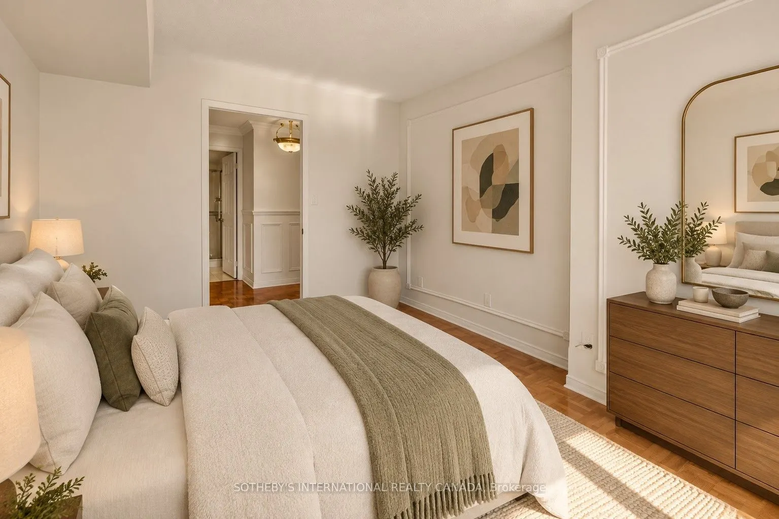 38 Avoca Avenue #704