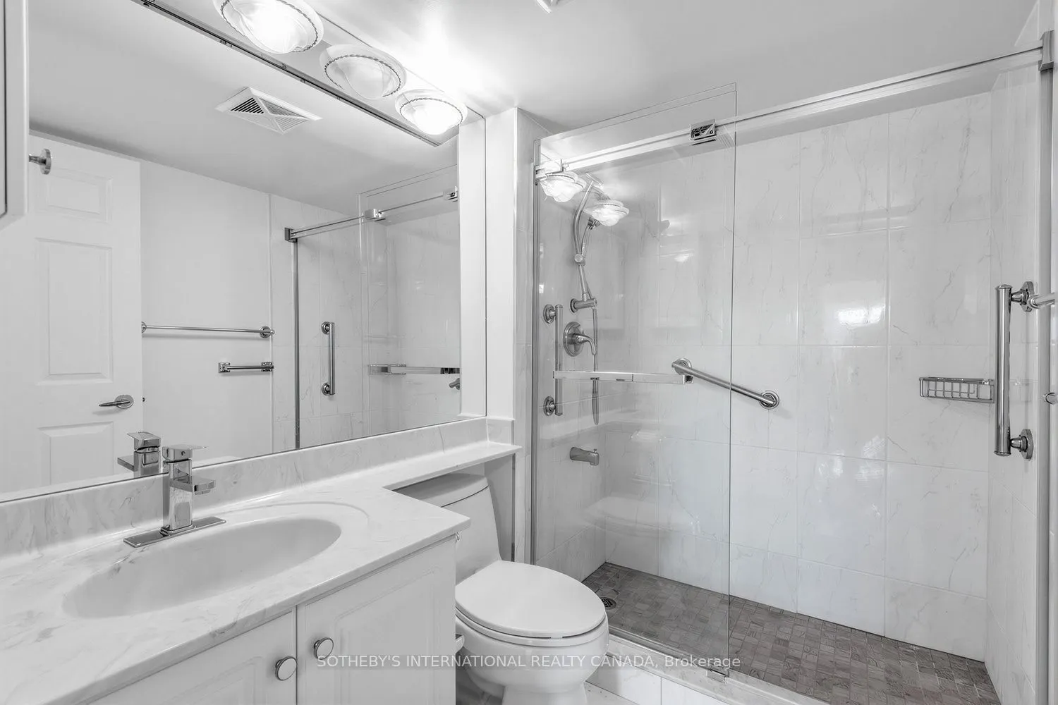 38 Avoca Avenue #704