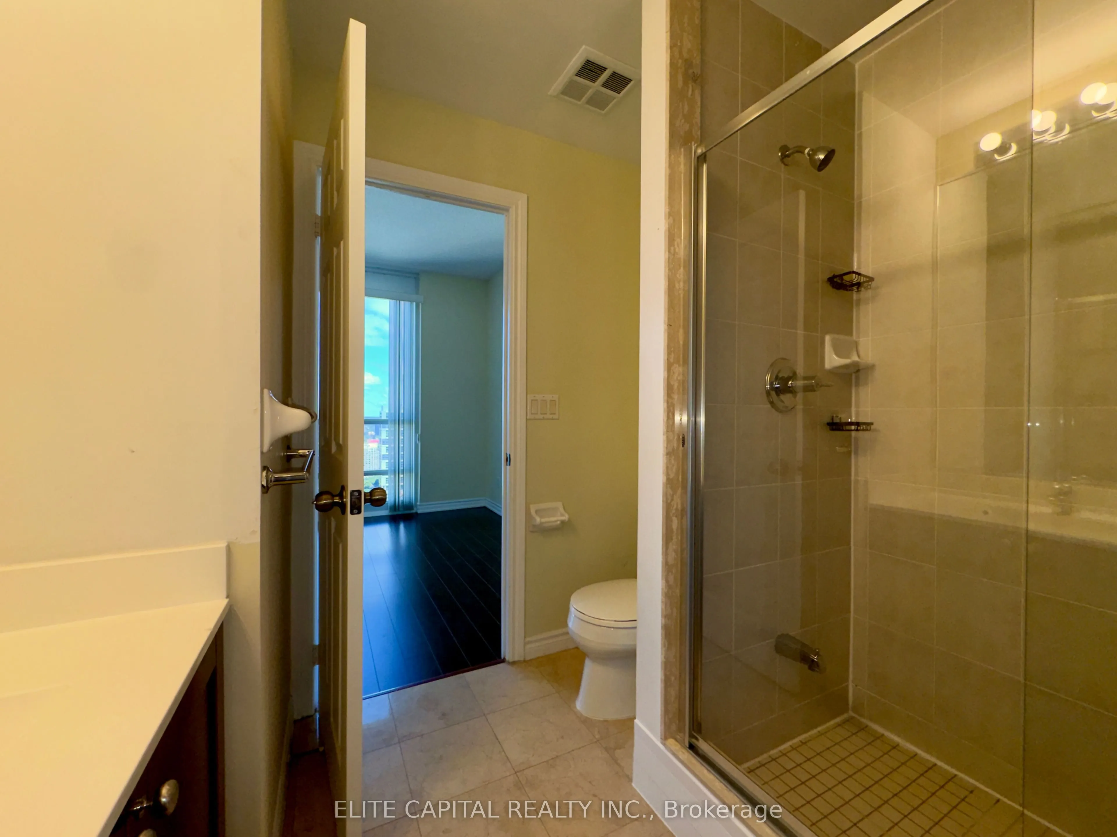 761 Bay Street #3502