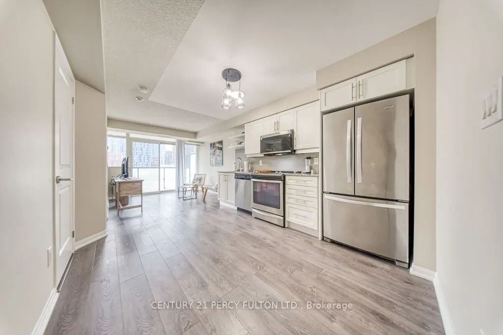 400 Adelaide Street E #1107