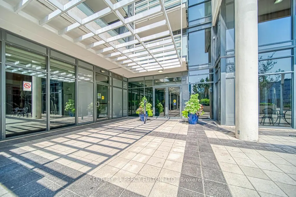 400 Adelaide Street E #1107