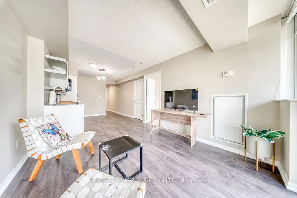 400 Adelaide Street E #1107