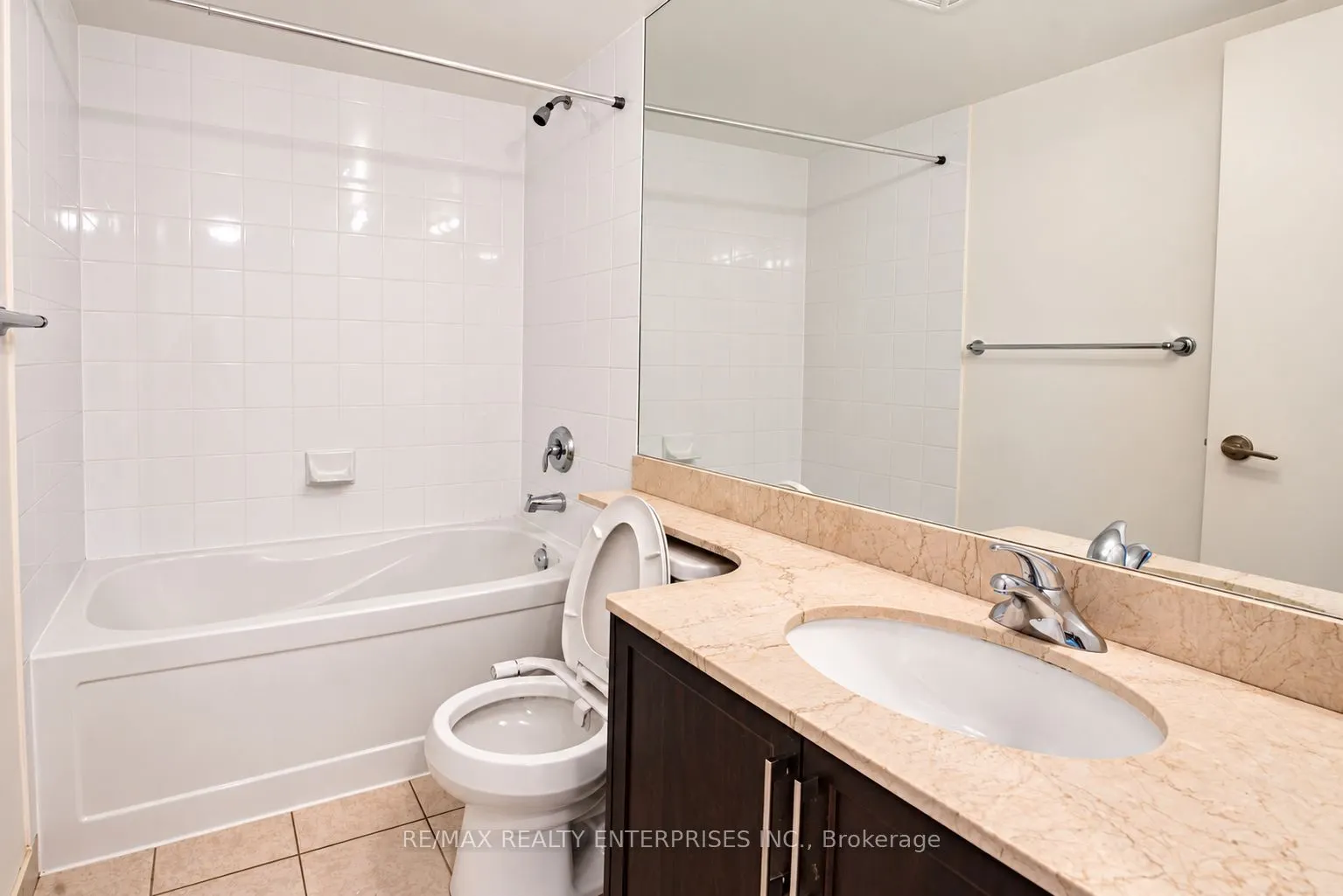215 Fort York Boulevard #612