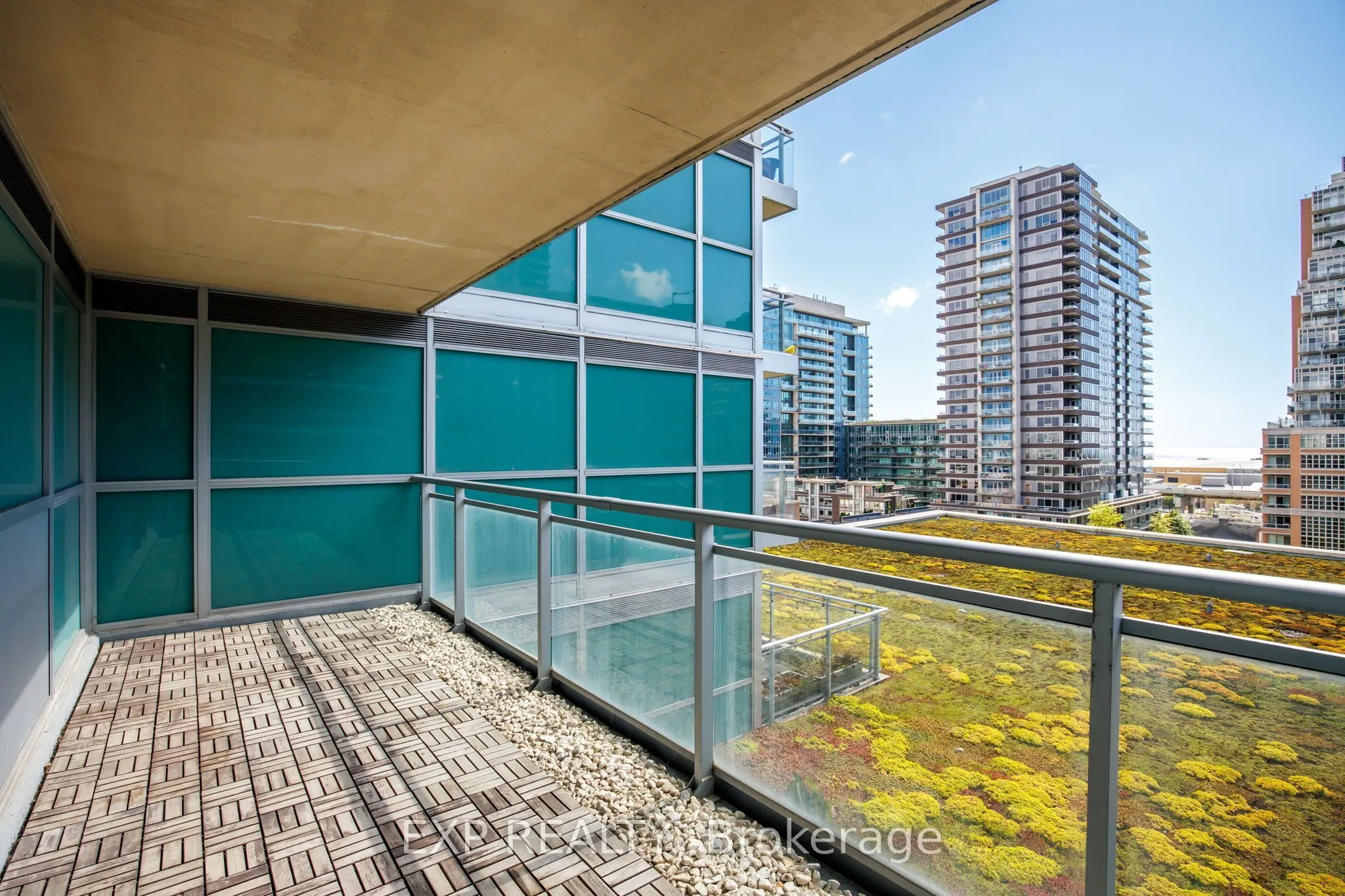 80 Western Battery Road #712