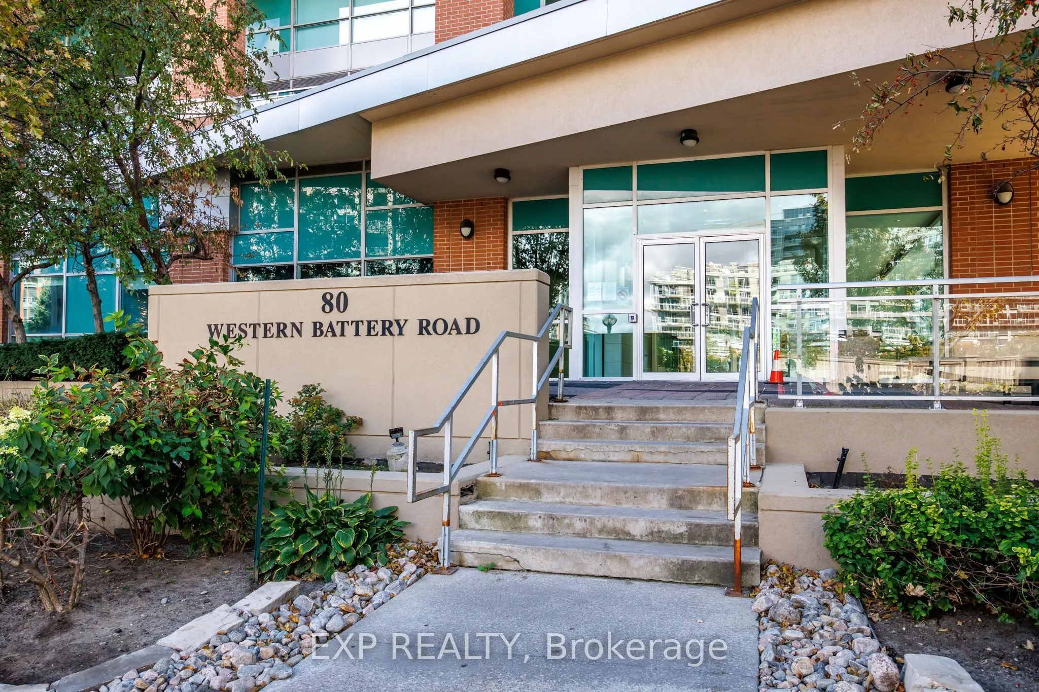 80 Western Battery Road #712