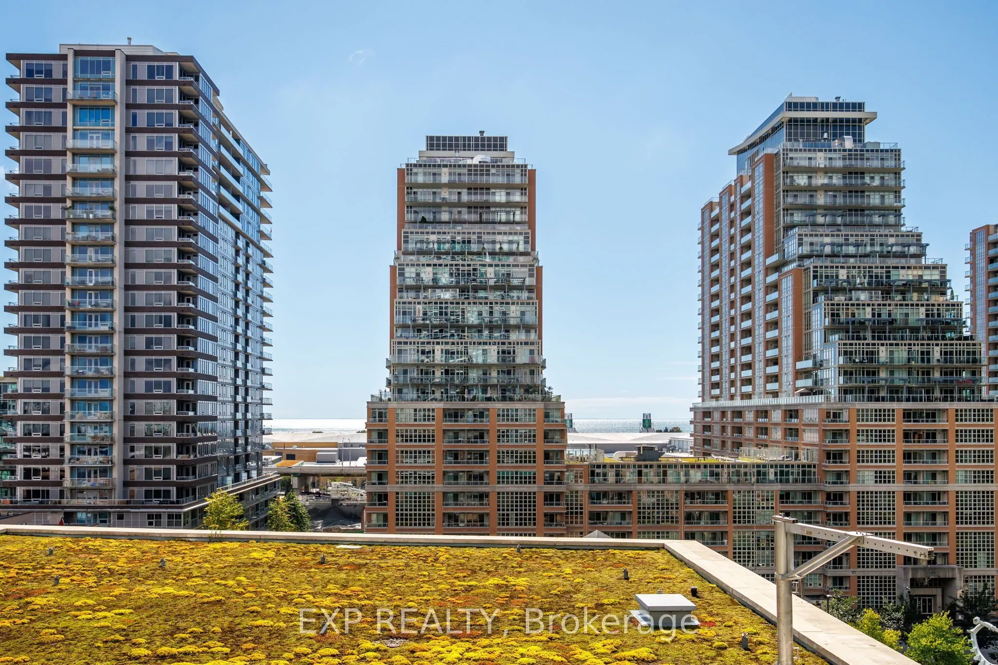 80 Western Battery Road #712