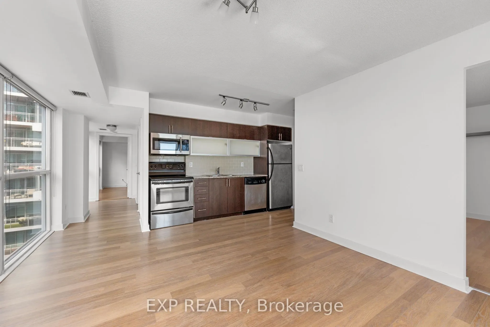 80 Western Battery Road #712
