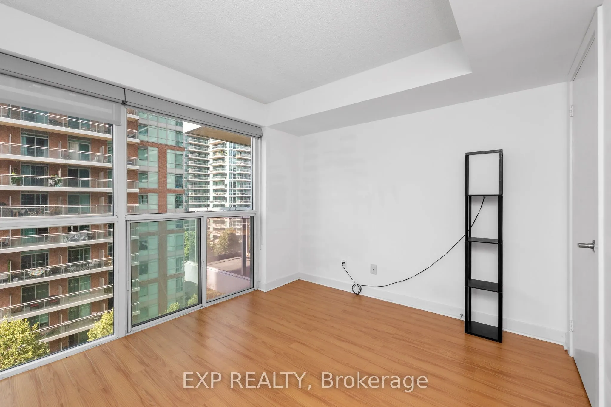 80 Western Battery Road #712
