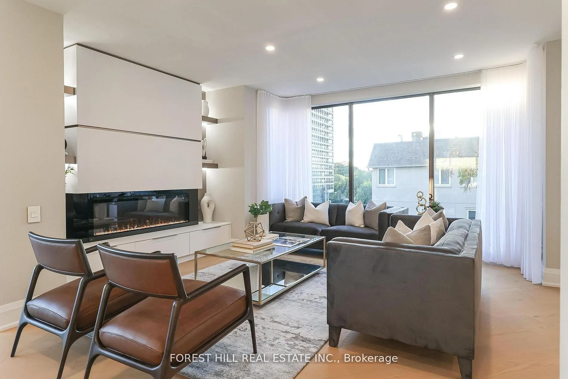 342 Spadina Road #301