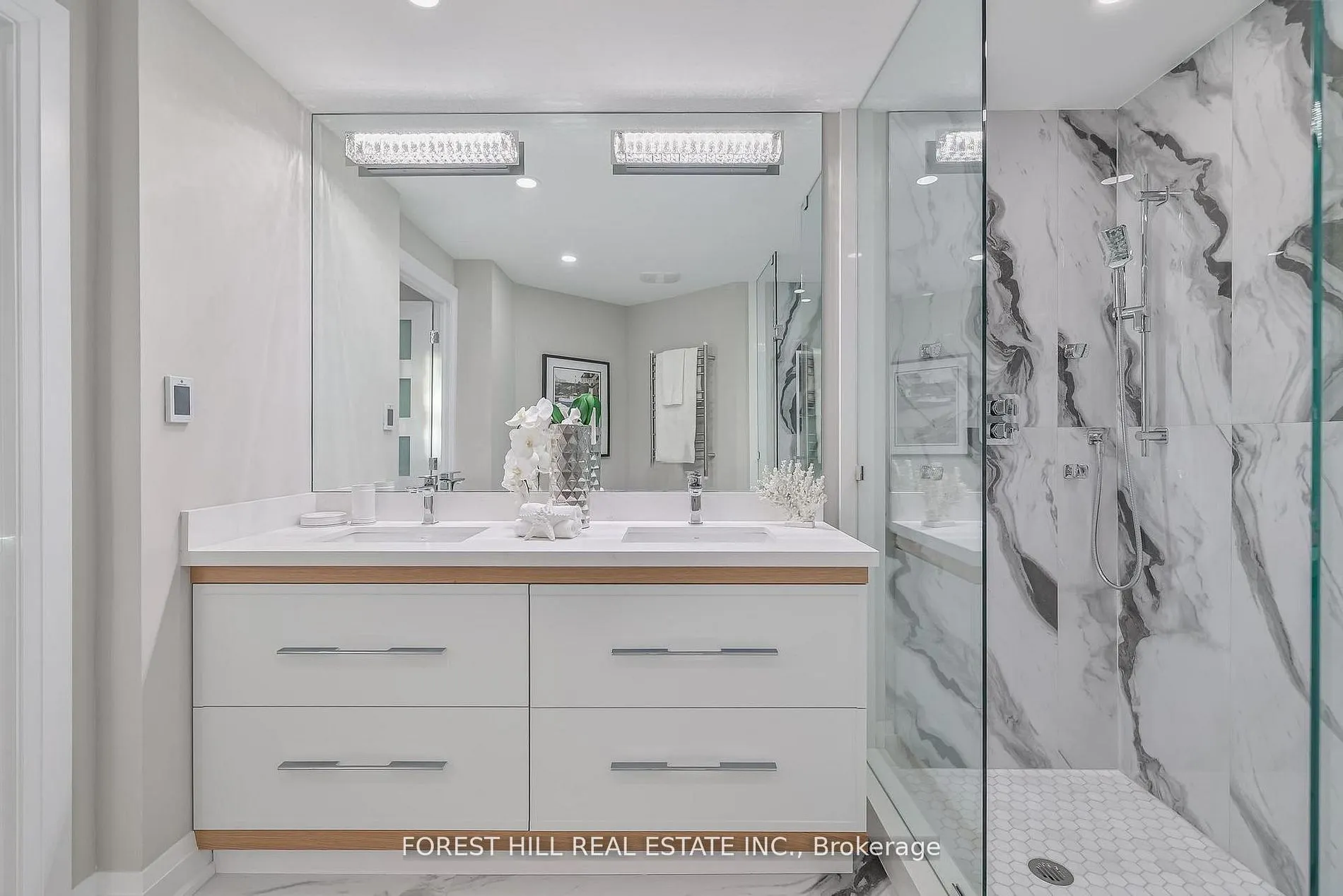 342 Spadina Road #301