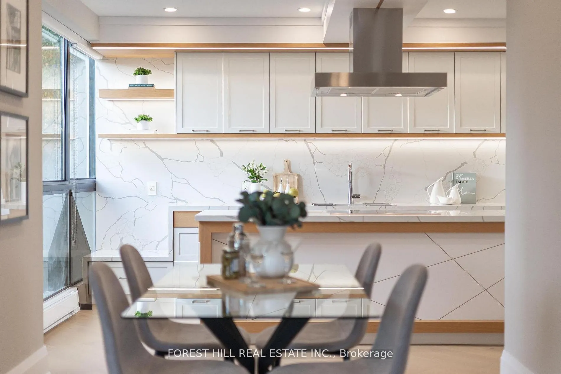 342 Spadina Road #301