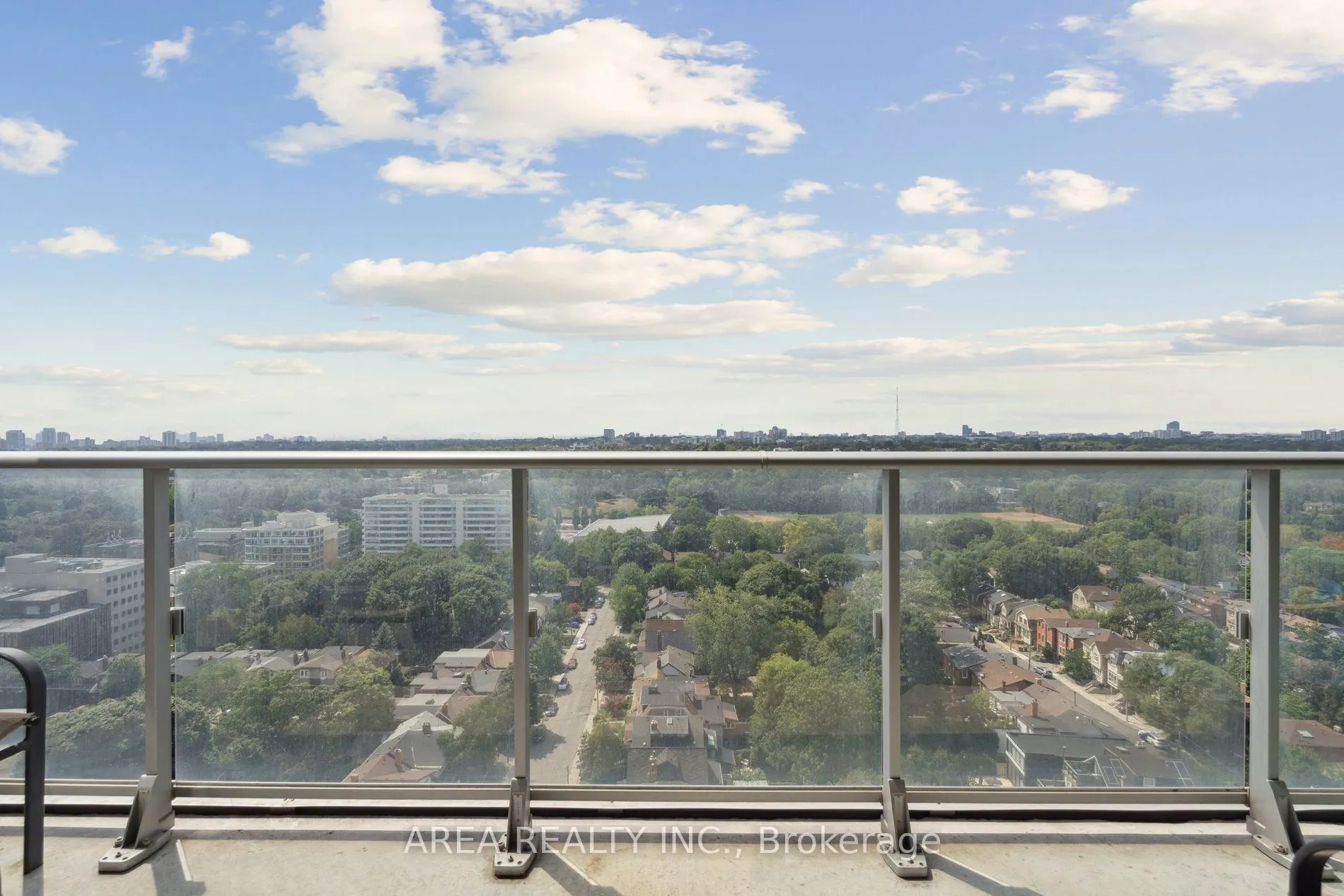 58 Orchard View Boulevard #1910