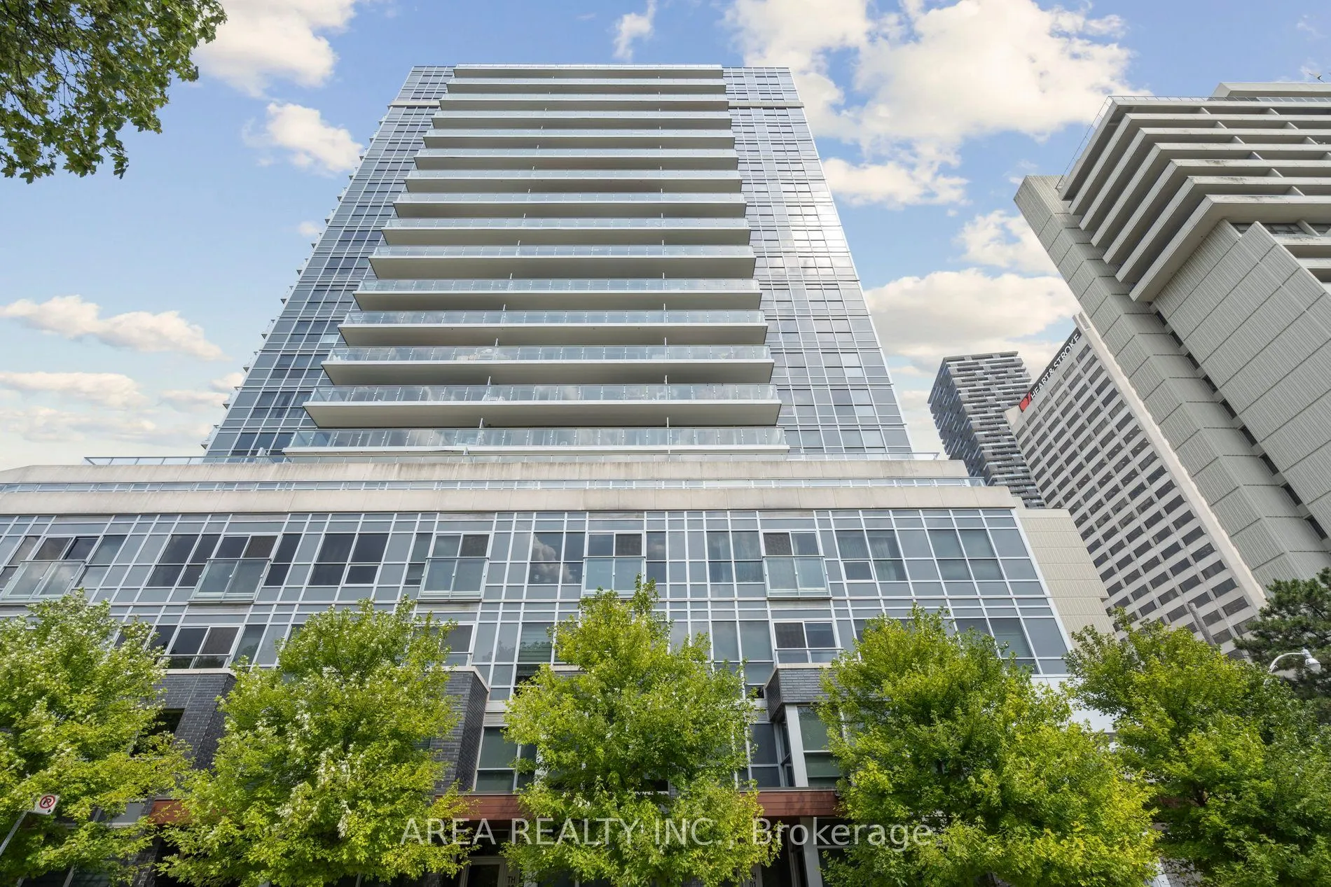 58 Orchard View Boulevard #1910