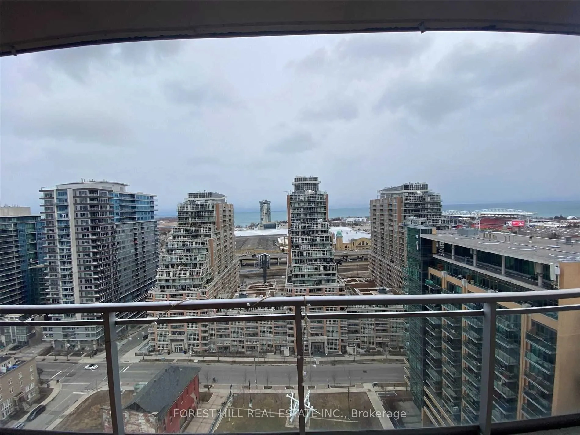 50 LYNN WILLIAMS Street #2104