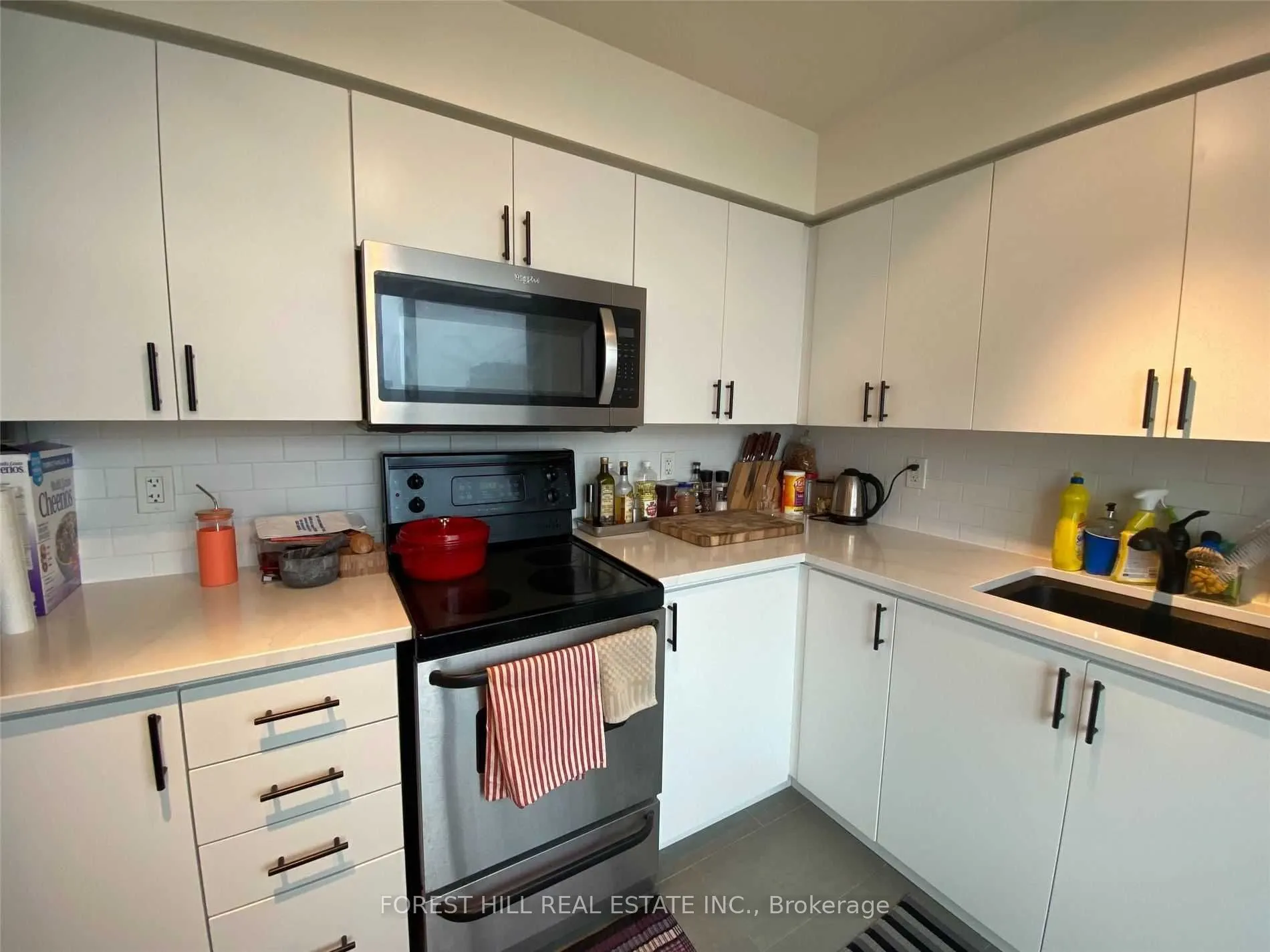 50 LYNN WILLIAMS Street #2104