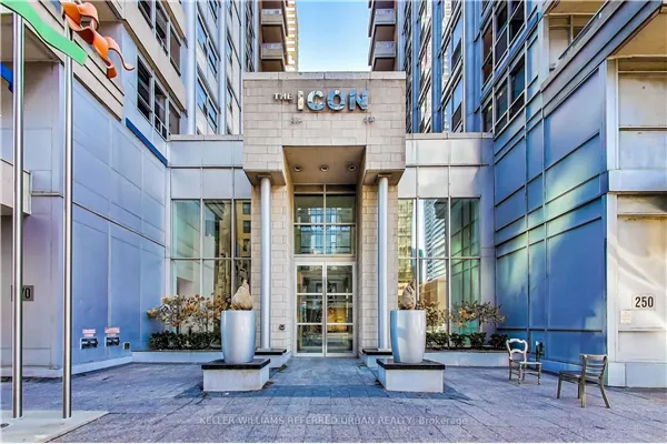 250 Wellington Street W #339