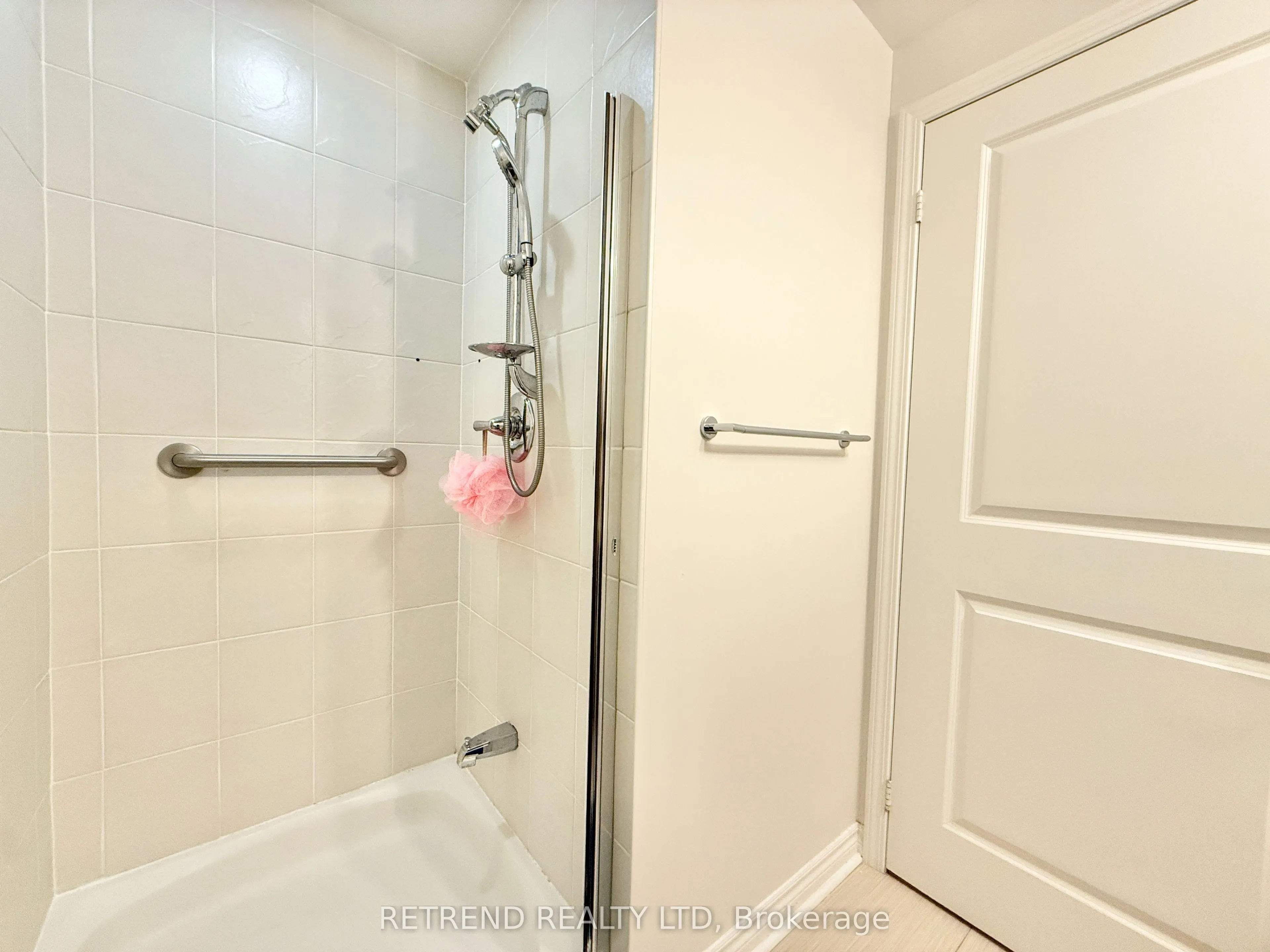 2885 Bayview Avenue #926
