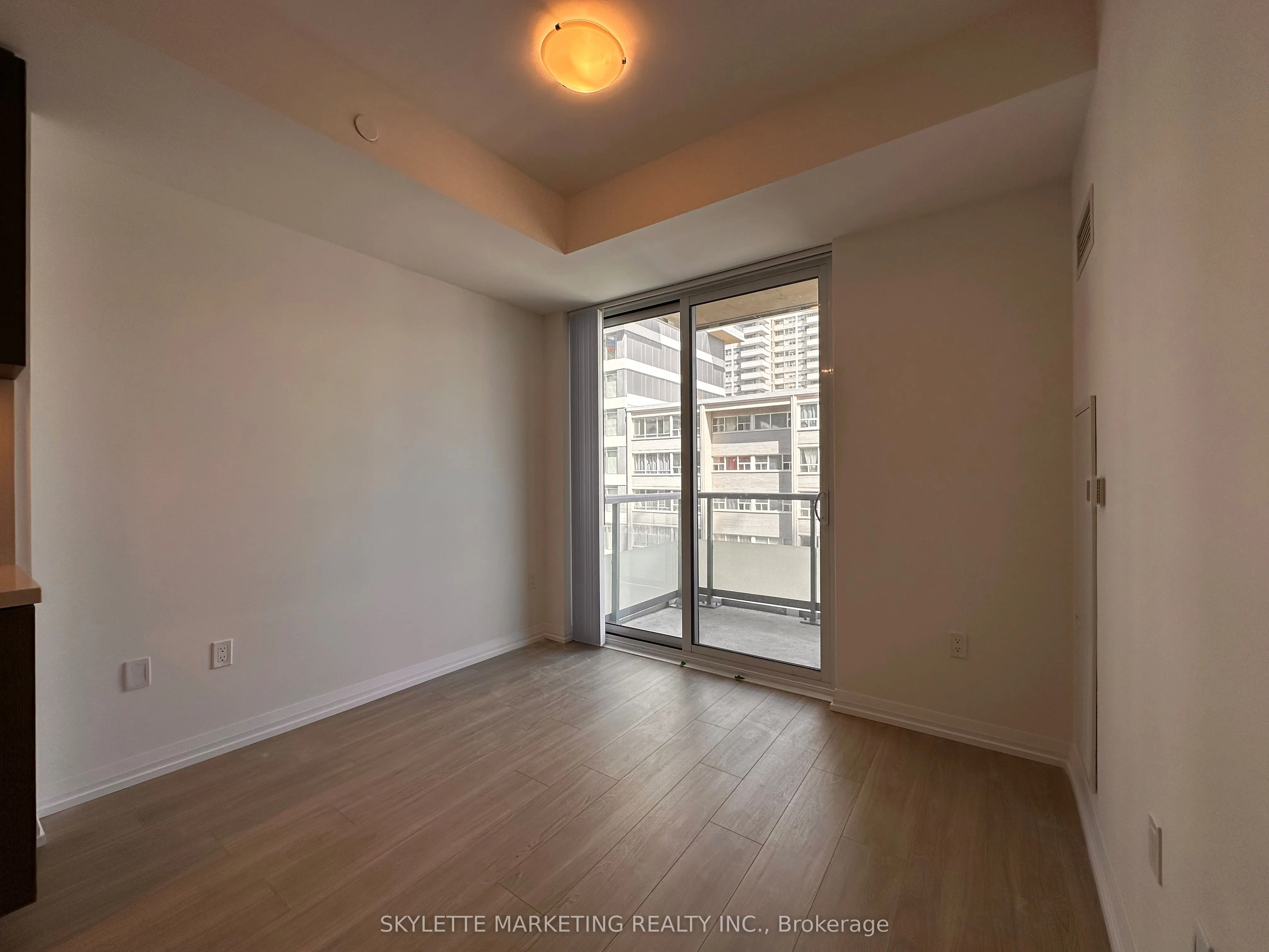 25 Holly Street #1204